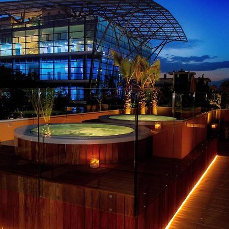 Metropol Ceccarini Suite - Luxury Apartments Riccione Zewnętrze zdjęcie