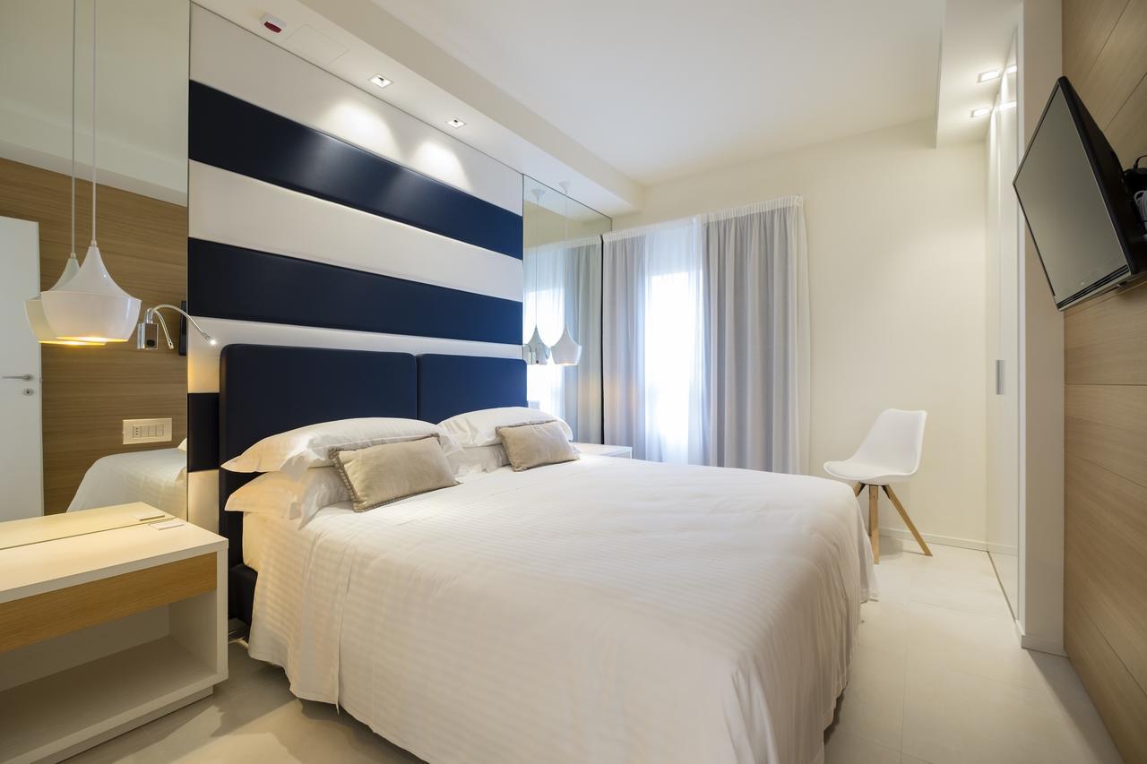 Metropol Ceccarini Suite - Luxury Apartments Riccione Zewnętrze zdjęcie